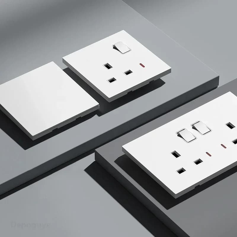 Standard current socket UK Fast charging plug 13A 20 W type C smart wall socket, 2-way switch for 220 V universal wall lamp