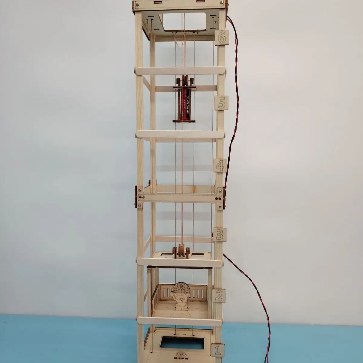 Modello di ascensore a sei piani Giocattoli scientifici per bambini Puzzle in legno STEM Kit di apprendimento della fisica tecnologica Giocattoli educativi per bambini
