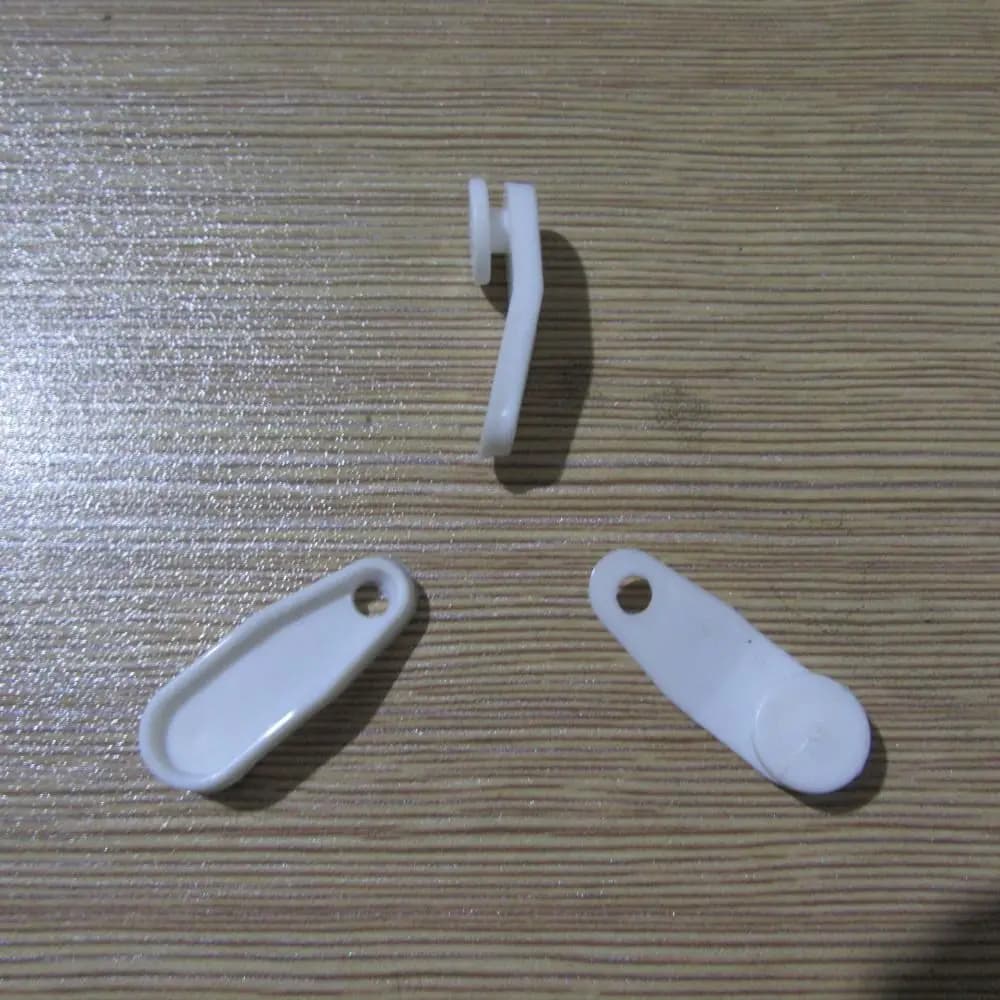50 Pcs nuove clip per binari per tende bianche durevoli ganci per binari per tende multifunzione accessori per tende in plastica doccia