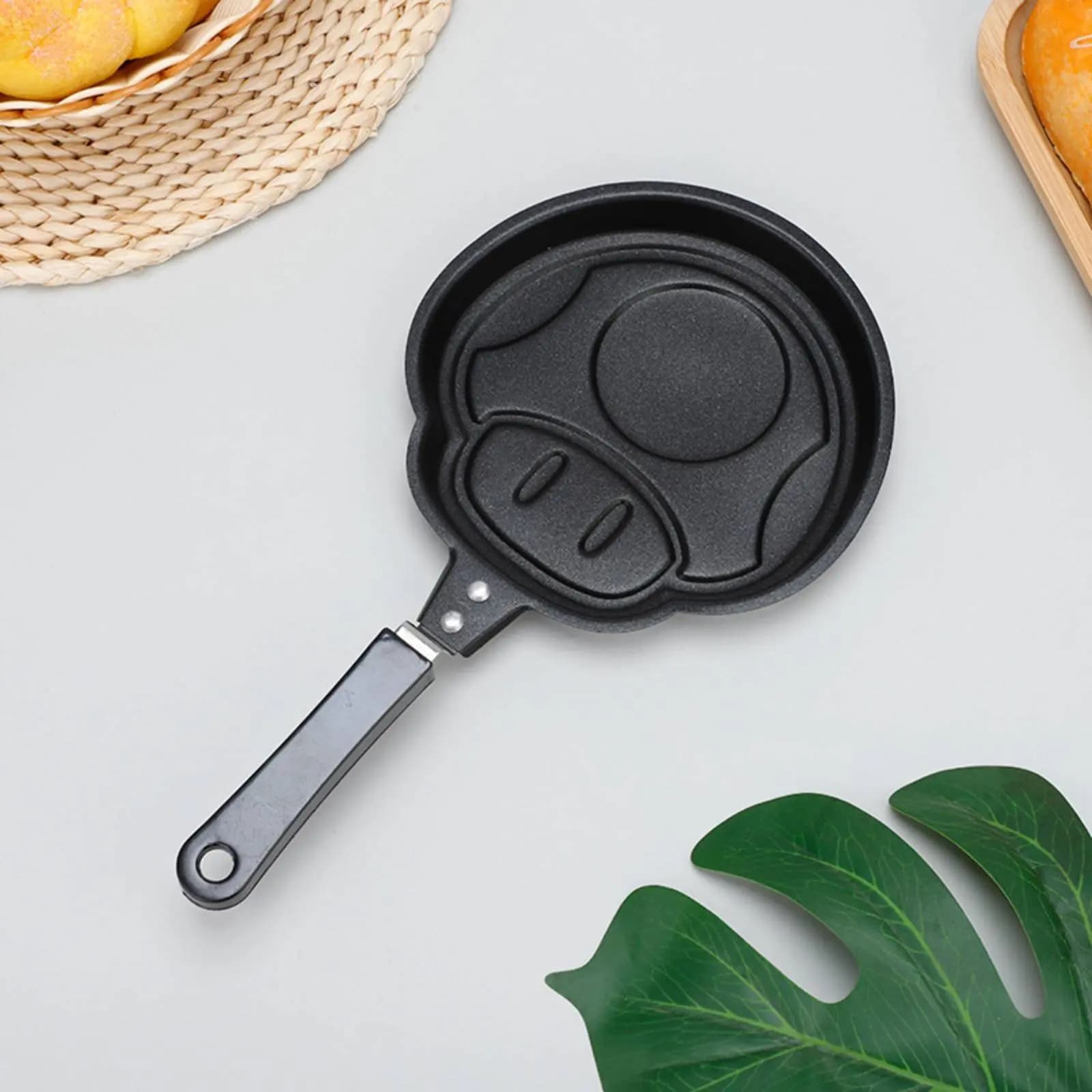 Nonstick Egg-Shaped Skillet Induction Compatible Nonstick Pancake Pan Multi-Hole Griddle Pan Easy to Clean Cookware Gas Cooktop