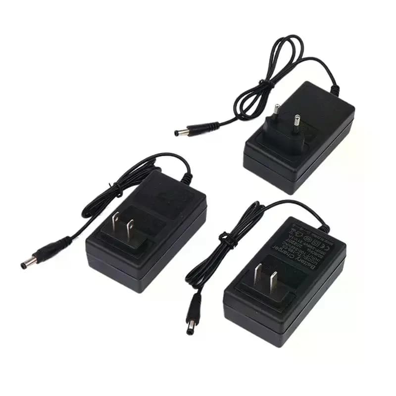 Caricabatterie al Litio 21V 1A per 18V ​ ​ Trasformatore Intelligente per Trapano Elettrico, Adattatore di Alimentazione EU/US, Caricatore a 5 Pin