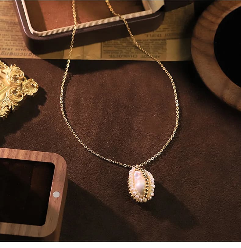 Collana con Pendente di Perle Barocche dal Design Originale per Donne, Catena Elegante per il Collo, Girocollo alla Moda, Gioielli Trendy