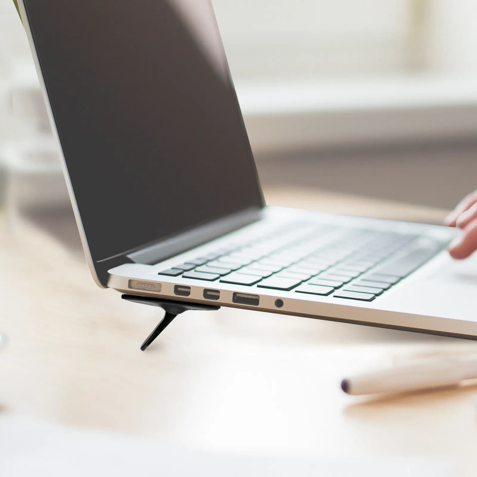 Supporto portatile per laptop da 2 pezzi, pieghevole e regolabile, supporto per computer antiscivolo, supporto per notebook, dissipazione del calore