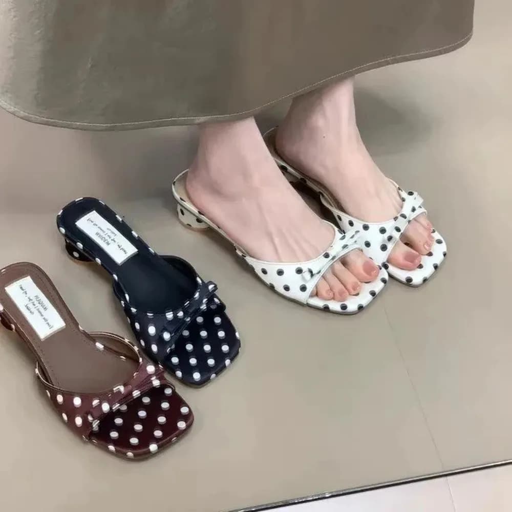 Ciabatte di Lusso Firmate con Fiocco e Punta Aperta per Donna, Sandali alla Moda con Tacco Alto e Punta Quadrata