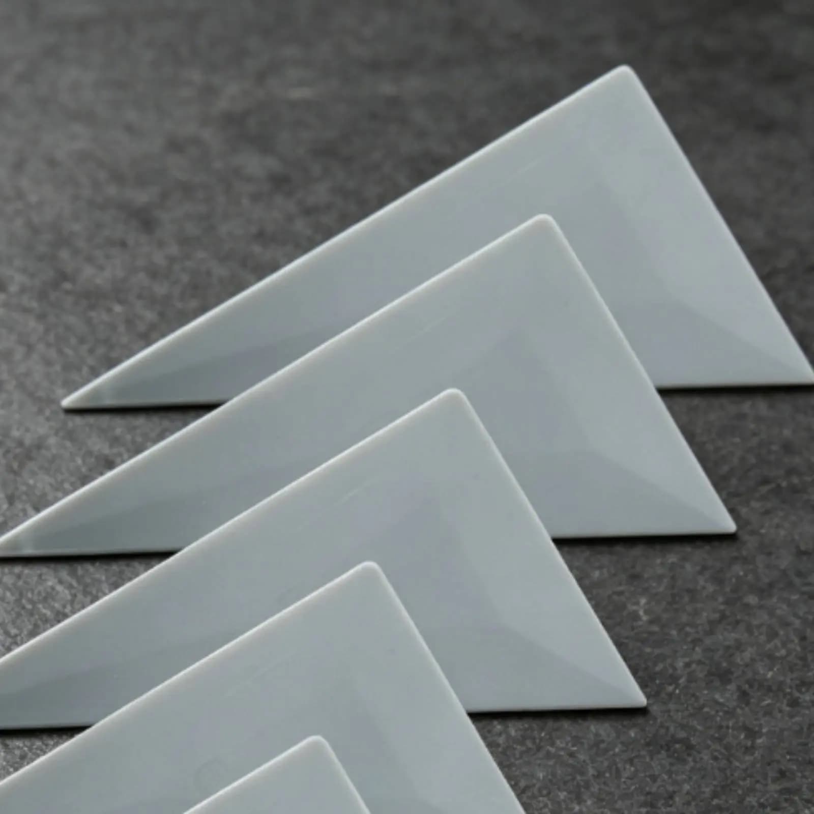 Set di Strumenti per Applicazione Pellicole Auto: Raschietto in Plastica Morbida, Tergivetro per Pellicole Auto, Strumento Multifunzione per Applicazione Vinile