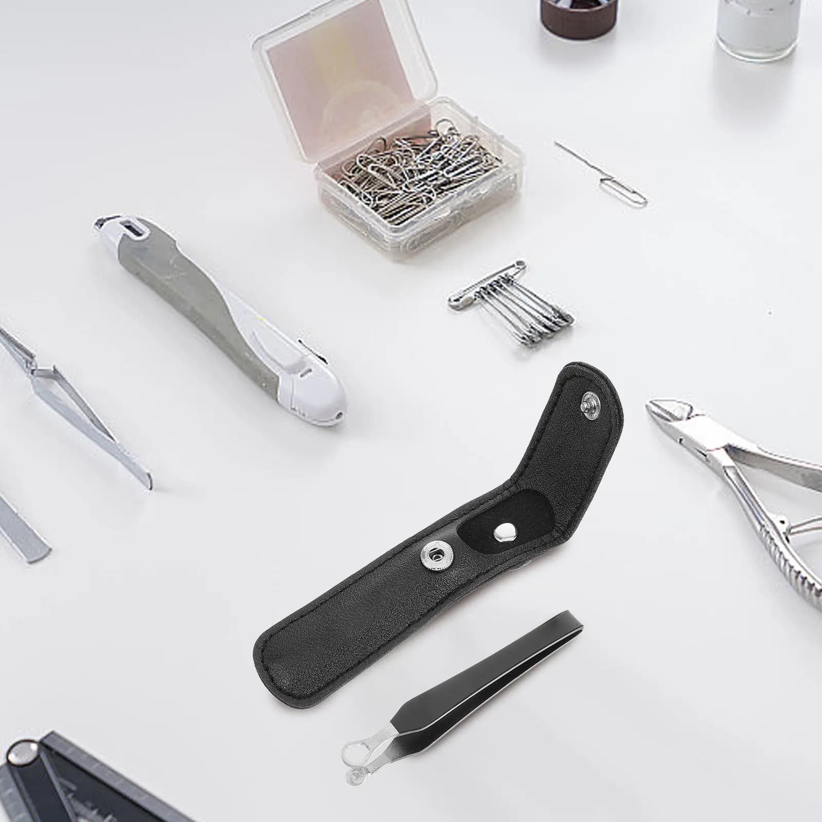 Set di 1 Trimmer Nasale in Acciaio Inossidabile Resistente alla Ruggine per Uomo, Strumento per Rimuovere Peli dal Naso, Barba, Baffi e Sopracciglia, Rapido, Sicuro e Confortevole
