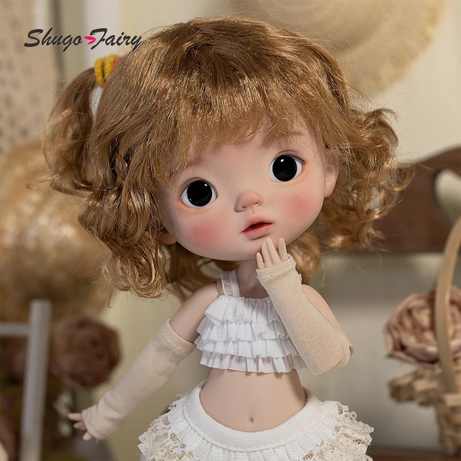 ShugaFairy Ricey 1/6 BJD Set Completo – Bambola a Testa Grande Stile Fresco con Outfit, Bambola Articolata in Resina Fatta a Mano YOSD