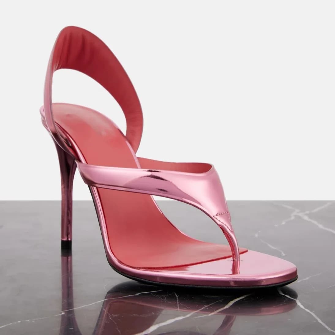 Estate nuovo stile donna stiletto punta cava rotonda clip colorate infradito lucide sandali open toe con tacco alto moda