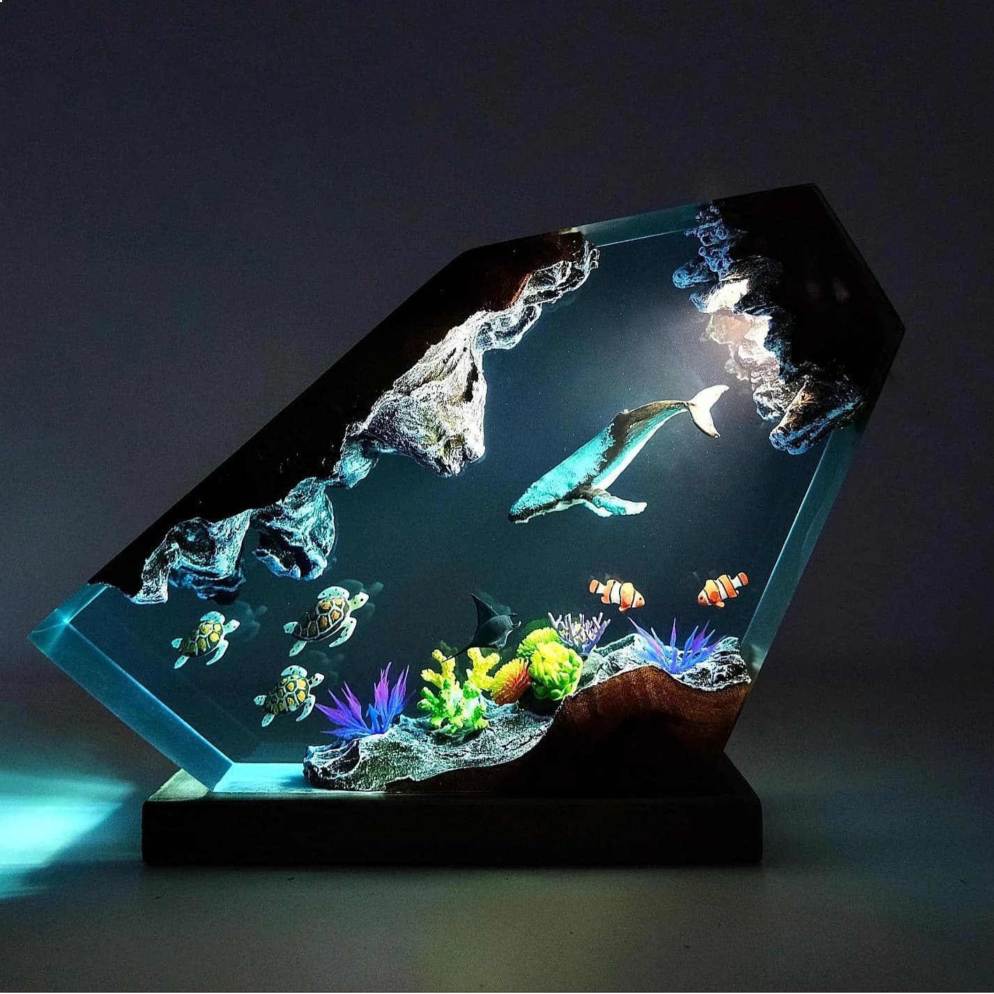 Resin Lamp Desk Decor, Whale and Manta Ray Adventure Night Light Gift for Men
