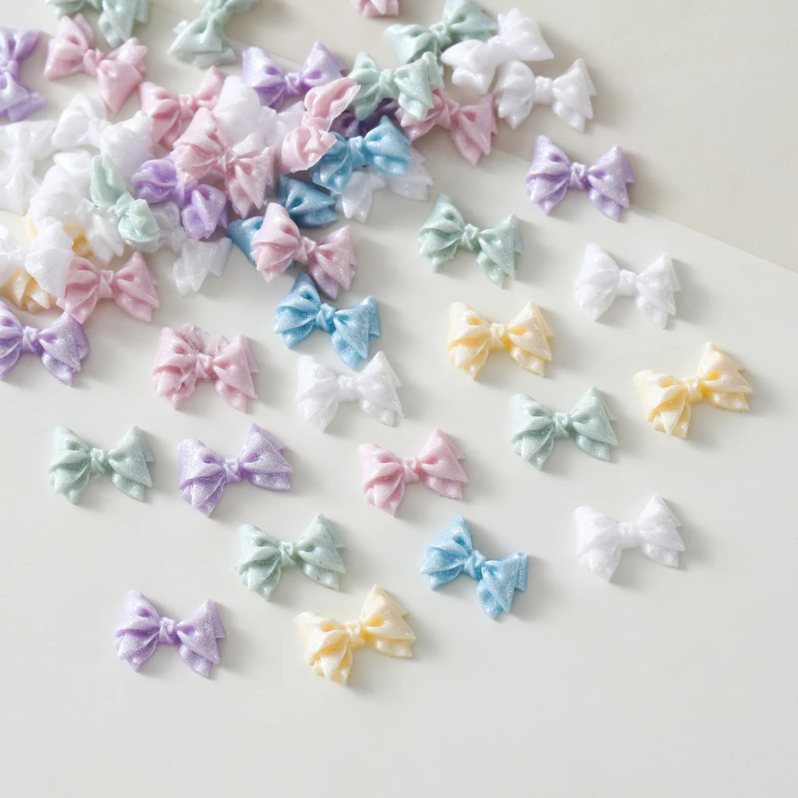 100pcs 3D Resin Nail Art Charms Flat Mixed Color Butterfly Nail Art Accessories for Women And Girls Nail Art Supplies
