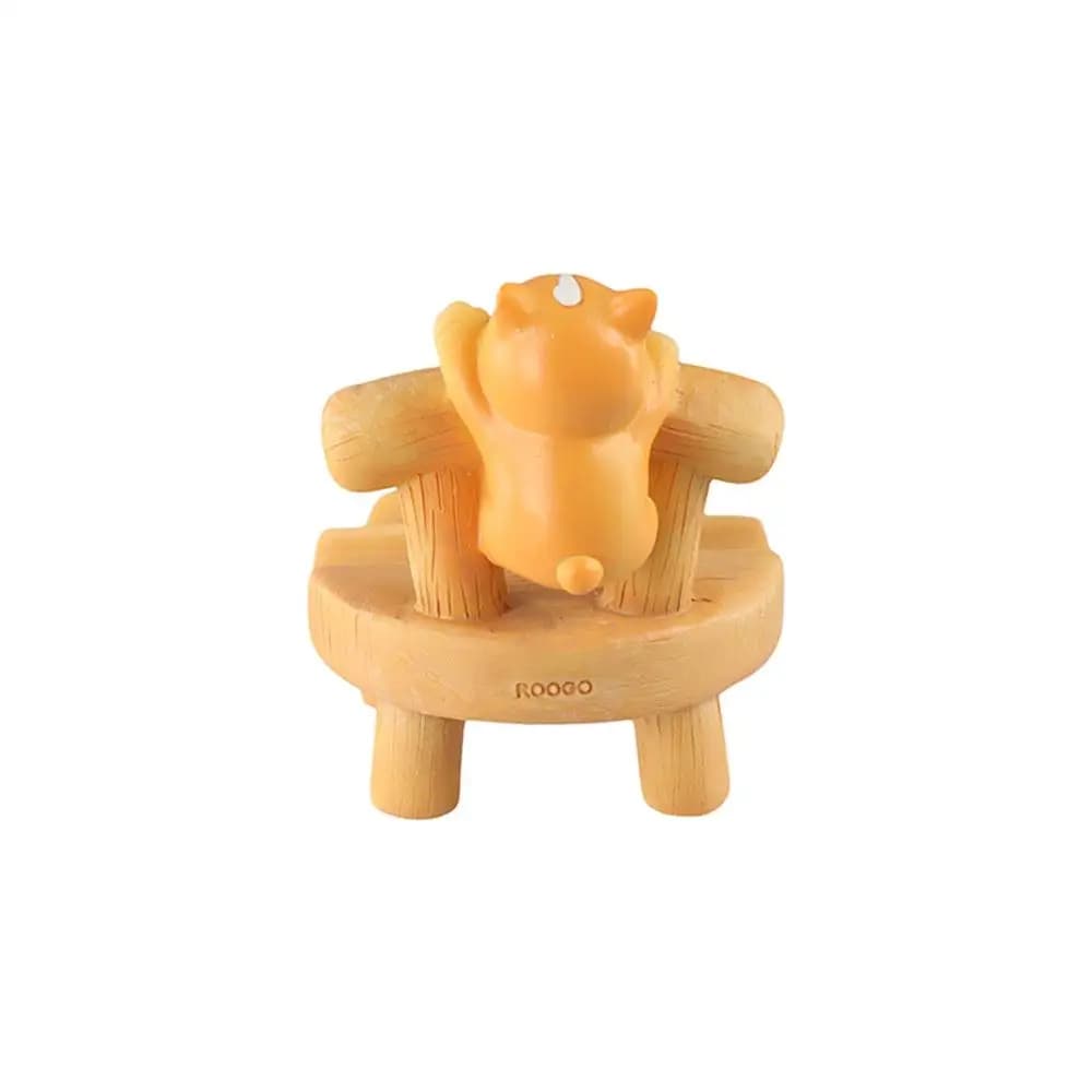 Wooden Chair Chair Phone Holder Personalized Cat Mobile Phone Holder Puppy Unique Mobile Phone Stand For Phones/Tablet