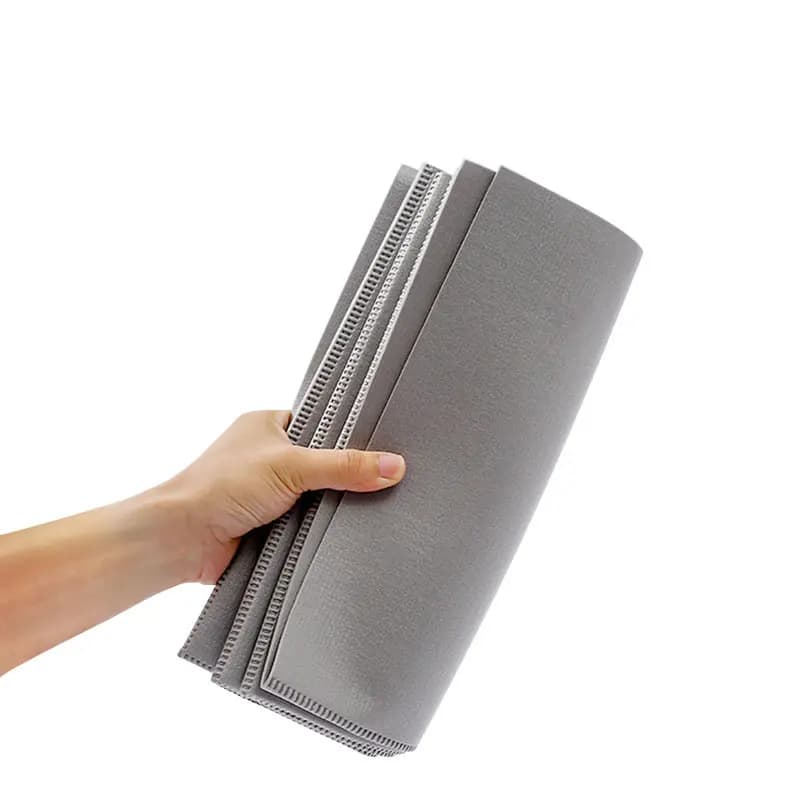 Tappetino da Yoga copertura antiscivolo in gomma asciugamano da Yoga leggero portatile pieghevole in PVC per esterni Fitness professionale