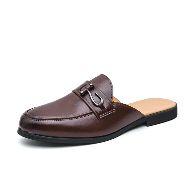 Ciabatte da uomo in pelle verniciata di design Mezze scarpe da uomo Scarpe causali Sandali con diapositive Pantofole nere Scarpe basse traspiranti da uomo