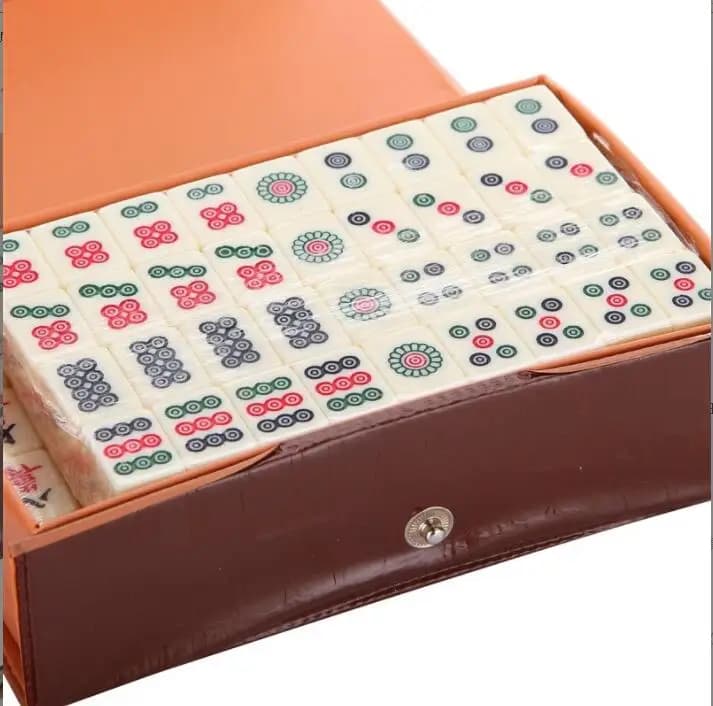 Set di Giochi da Tavolo Mahjong Cinese, Mini Mahjong con Tessere Tradizionali, Gioco da Viaggio Portatile, Giochi Classici con Tessere in Miniatura