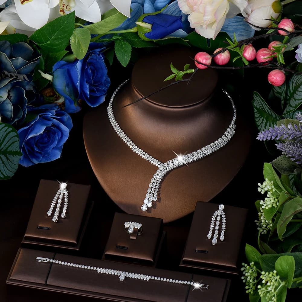 HIBRIDE Stereo Glamour Gioielli di lusso Collana Orecchini Bracciale Set Luce da donna Lusso Matrimonio Regalo di festa nuziale S-1129