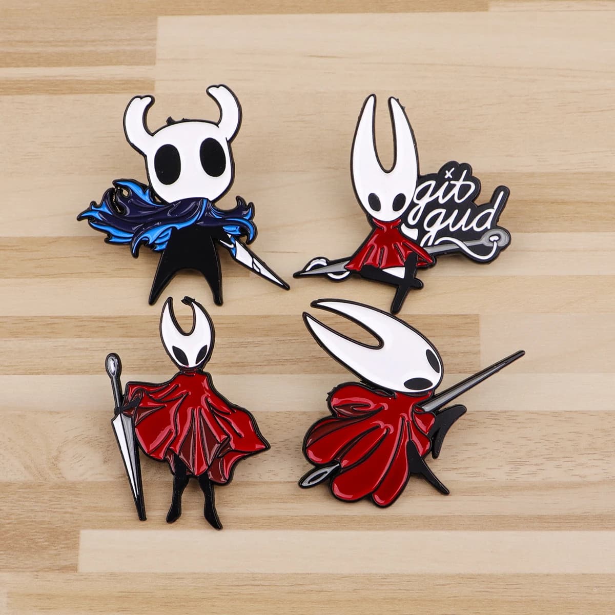 4 pezzi Figura di gioco Spilla smaltata Distintivi di cartoni animati sullo zaino Spille da donna Cappello Spille Accessori cosplay Giocattoli Regali