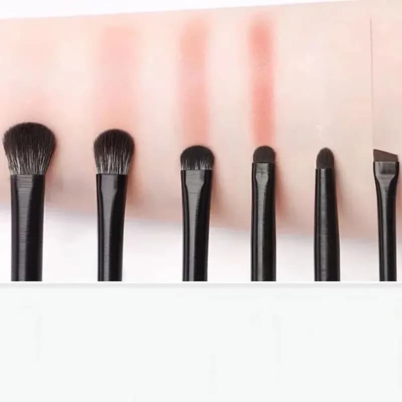 Soft Umbrella Brush, 6 Eyeliner and Eyeliner Details Brush, Small Makeup Brush, QIWU Fire Brush for Lying Silkworm Effect