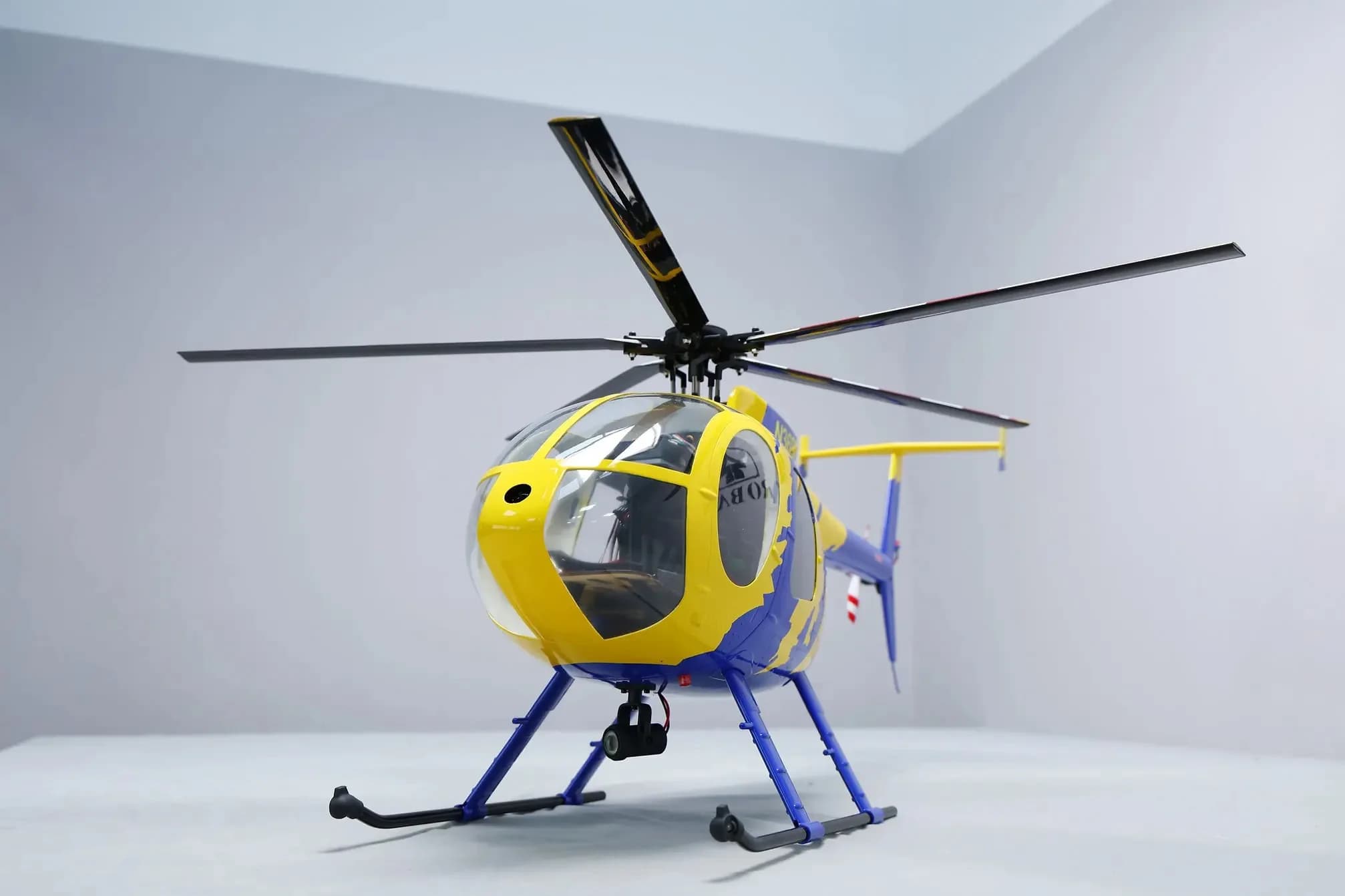 Roban 470 Size MD500E RC Helicopter 4 blades Hughes GPS Model RTF