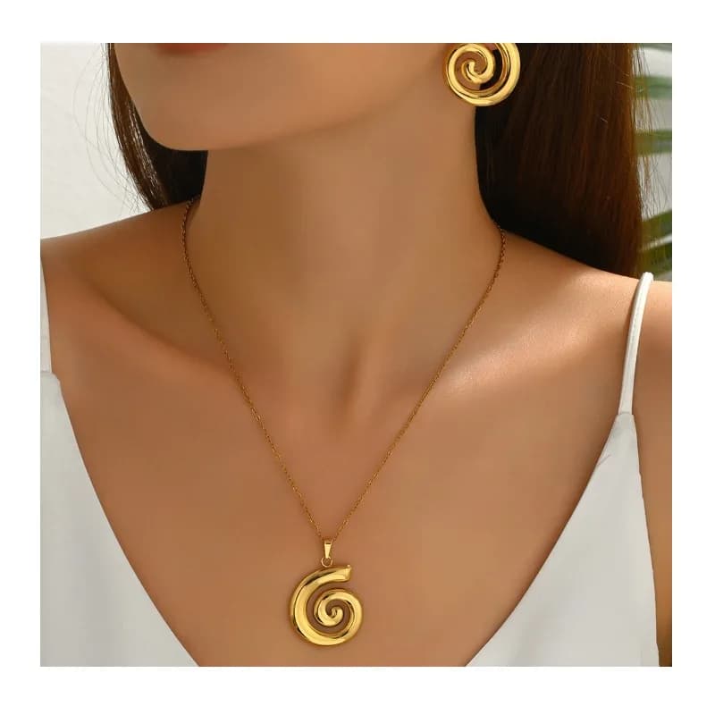 Nuovo Set di Collana e Orecchini da Donna alla Moda, Design Gotico con Pendente a Cerchio Intrecciato