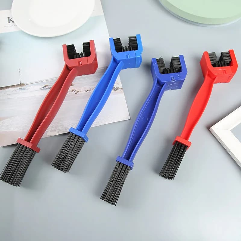 Bicycle and motorcycle chain cleaning brush, large brush for disc teeth cleaning, special brush for chain cleaning