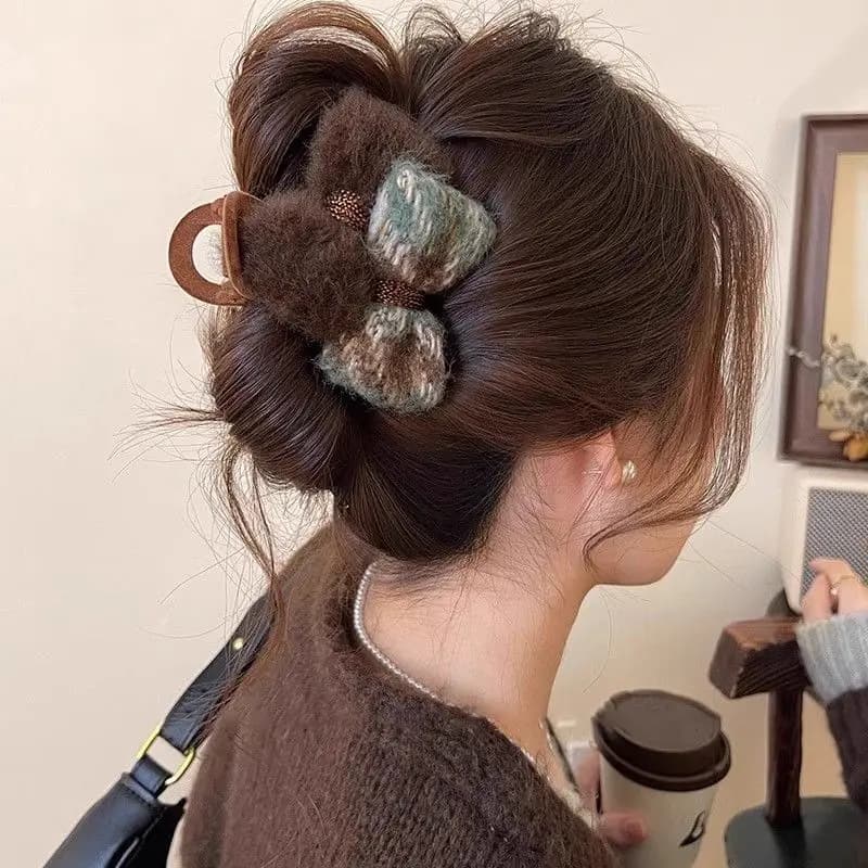 1 pz Fermaglio per capelli in peluche con nodo a farfalla, fermaglio a squalo, accessorio premium autunno/inverno, per donna dallo stile raffinato