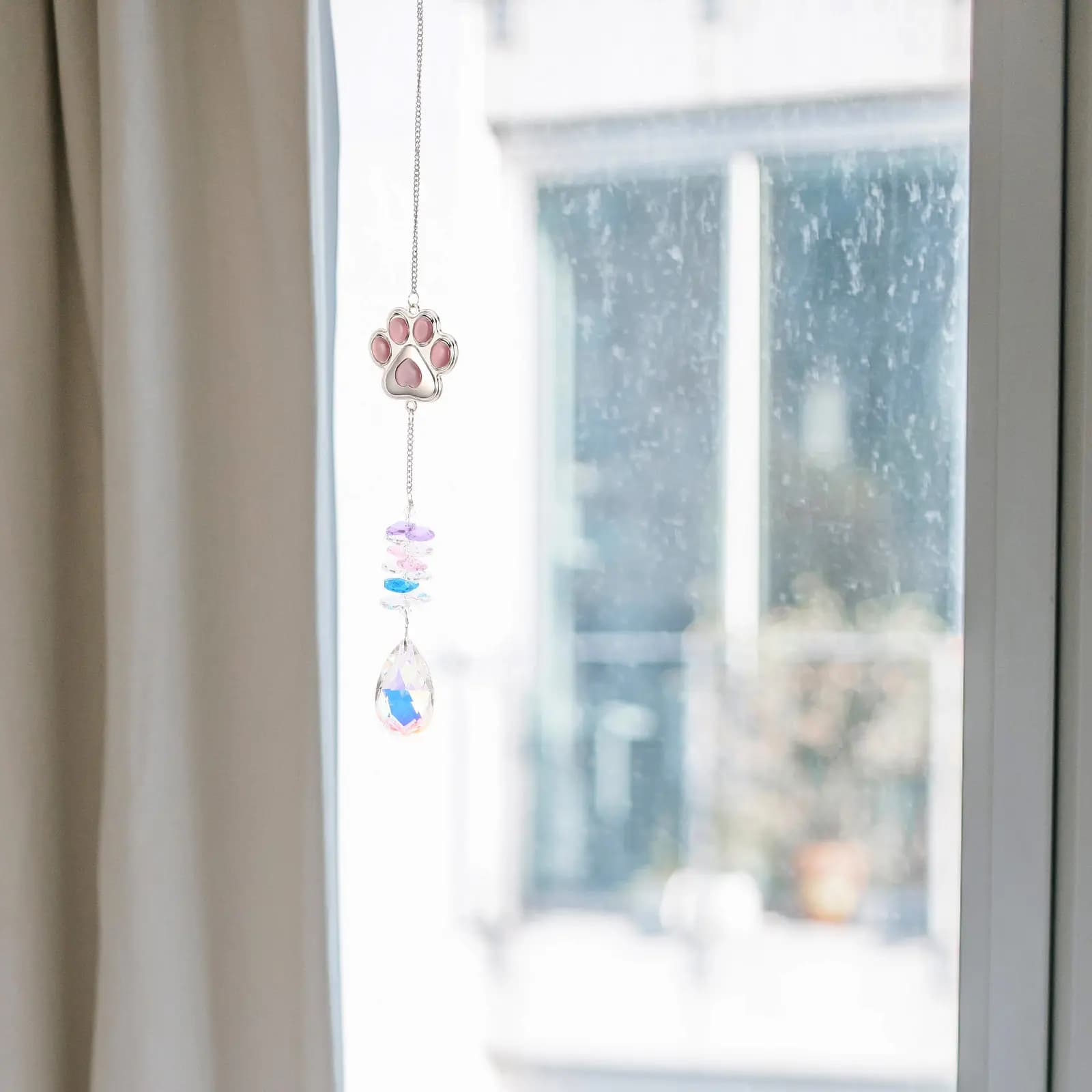 Crystal Paw Print Sun Catcher Dog Memorial Wind Chime Hanging Ornament Outdoor Yard Garden Decor for Patio Animal Wind Chime