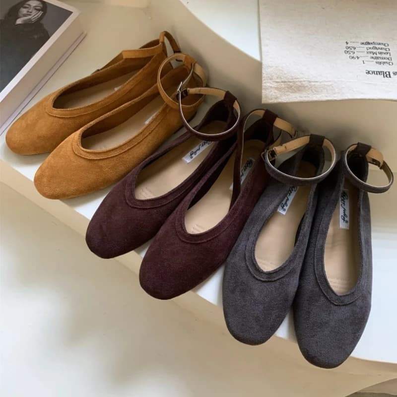 Mary Jane Flat Shoes with Fashionable Ankle Buckle Comfort women's shoes with soft and shallow sole Signed Moccasins in high quality synthetic suede leather