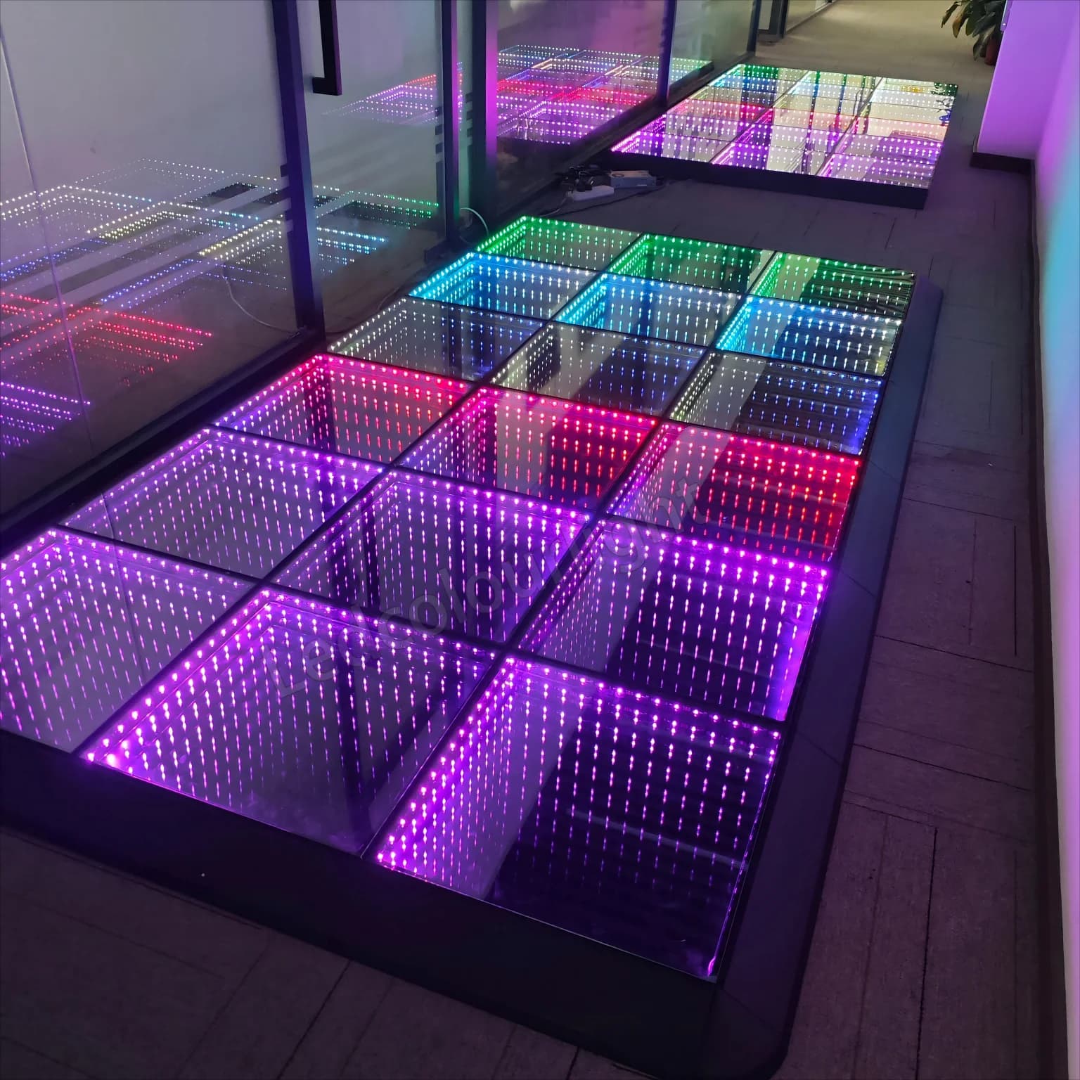 Wireless LED Dance Floor Tiles Magnetic Infinity 3D Mirror Panel For Wedding Reception Party DMX512 APP Control IP65 Waterproof