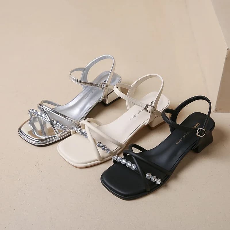 2025 Sandali da donna alla moda con punta quadrata estiva Sandali eleganti con tacco basso a fascia stretta in cristallo