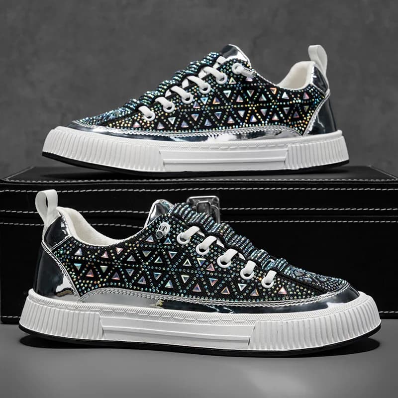 Fashionable Men's Skateboard Shoes With Black Rhinestone Comfort Flat Gymnastics Shoes Signed by Men's Sport Shoes Non-slip Men's Zapatillas de Skateboard