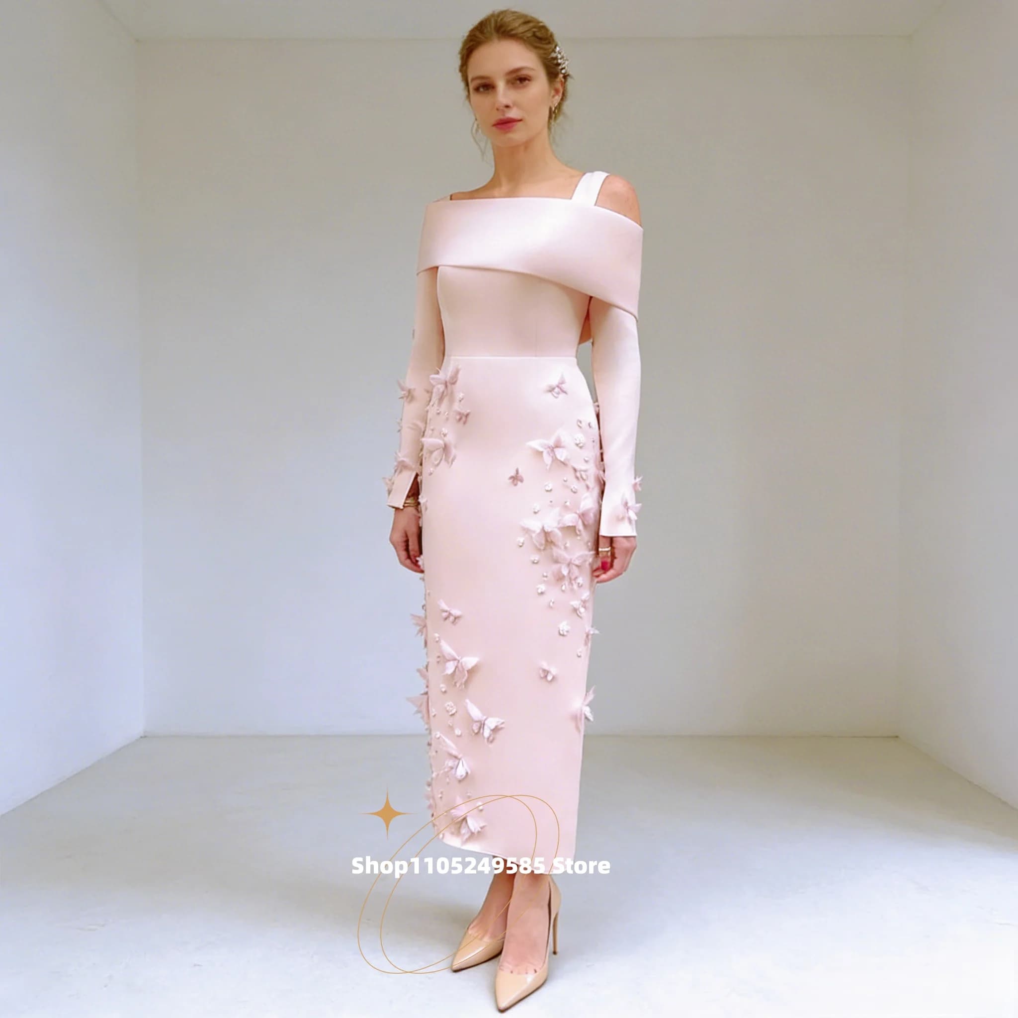 Light Pink Sheath Elegant Mother Of The Bride Groom Dress Butterfly Detail Long Sleeves Wedding Party Guest Dresses Customized