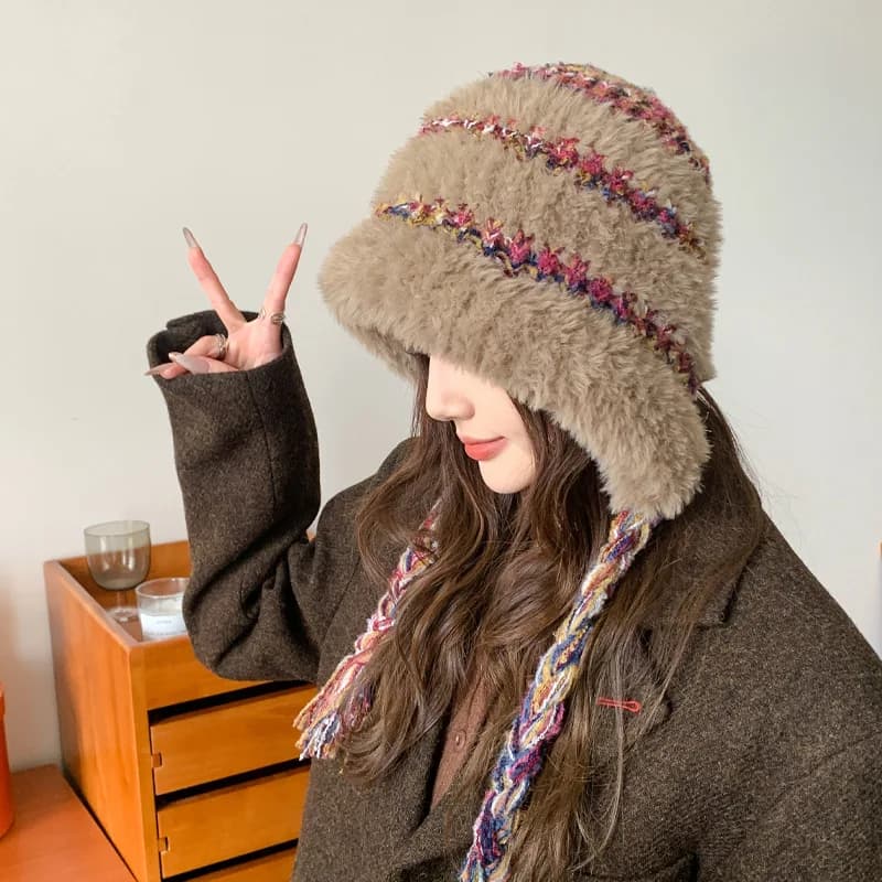 Cappello Beanie in Peluche da Donna, Caldo e Confortevole, Copriorecchie Adorabile in Lana Lavorata a Maglia, Morbido e Avvolgente