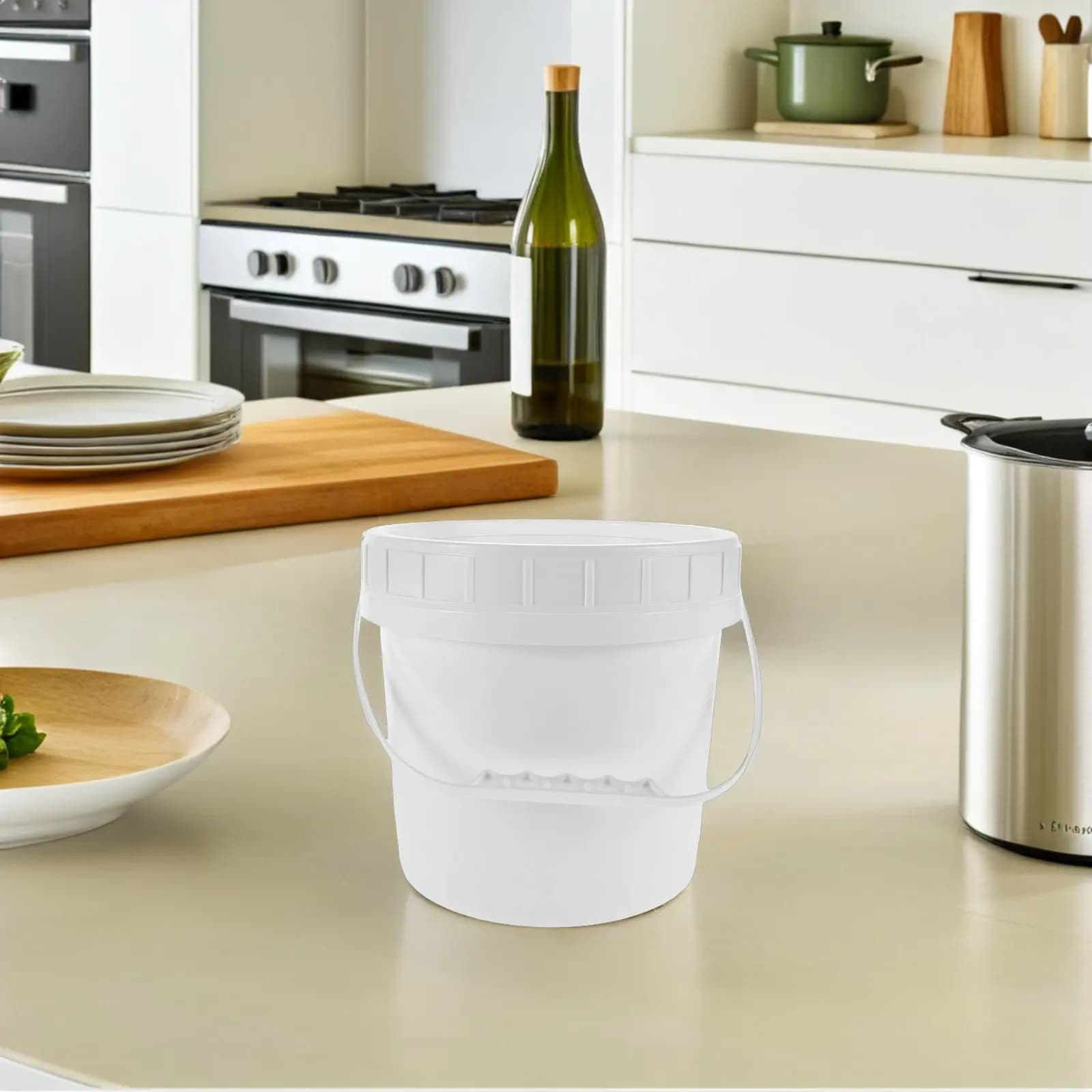 Contenitore in Plastica Bianca Rinforzata per Alimenti con Coperchio a Vite per Sciroppo, Salse e Polveri, Uso in Cucina