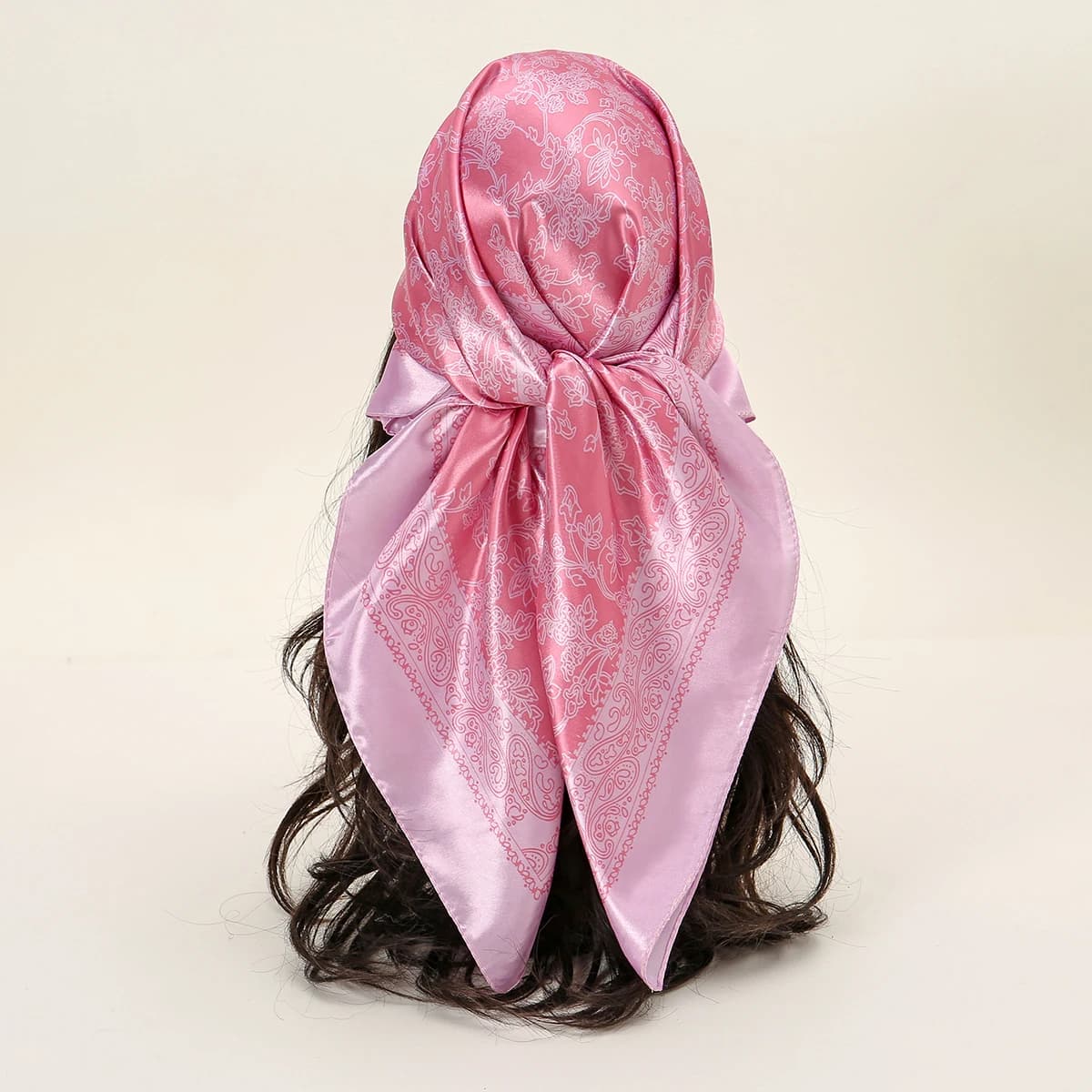 Foulard Quadrato Stampato 90x90cm da Donna, in Raso Effetto Seta, Sciarpa di Lusso Firmata, Bandana in Seta per Capelli