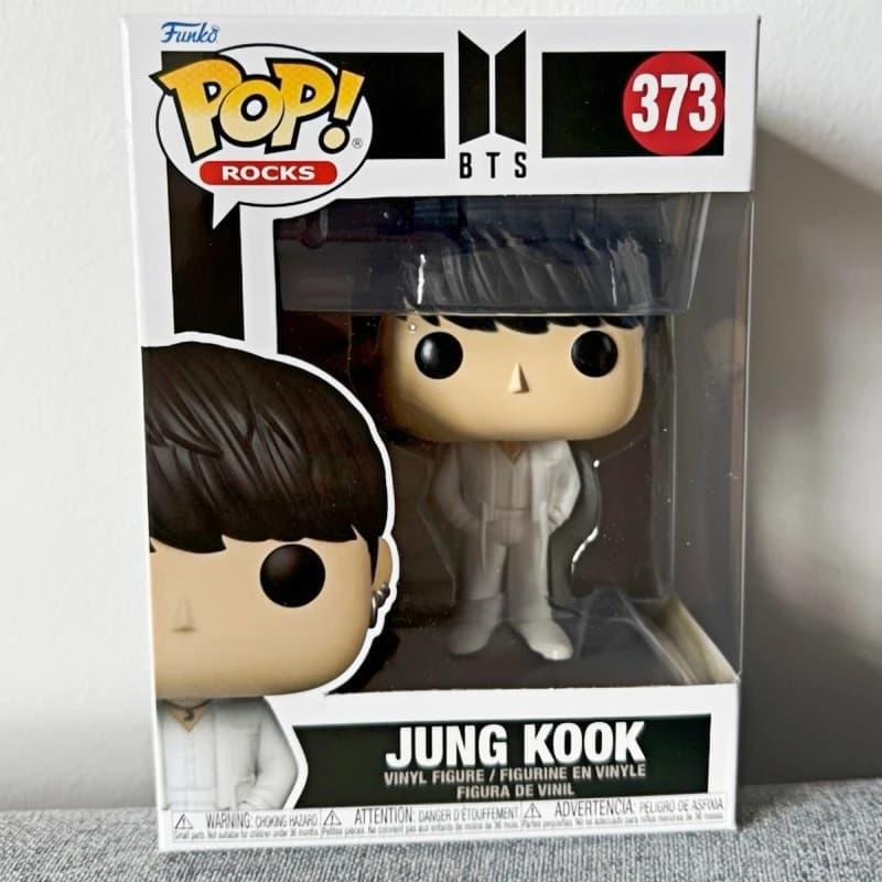 Funko Pop! Original Rocks BTS Jung Kook #373 Vinyl Figure - K‑pop Collectible Model Desktop Ornament Toy Gift for Kpop Fans