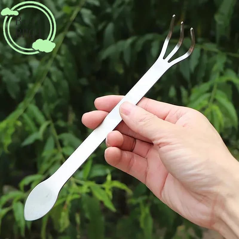 (BBQ4) 1 Pezzo Rastrello per Radici in Acciaio Inossidabile per Bonsai e Piante in Vaso, Strumento a 3 Punte per Dissodare il Terreno, Rastrello Manuale Antiruggine per Giardinaggio Domestico
