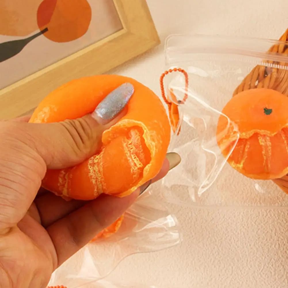 Giocattolo Antistress Arancione Spremibile, Super Morbido a Lenta Risposta, Palla Sensoriale Divertente per Decompressione, Regalo per Bambini e Adulti