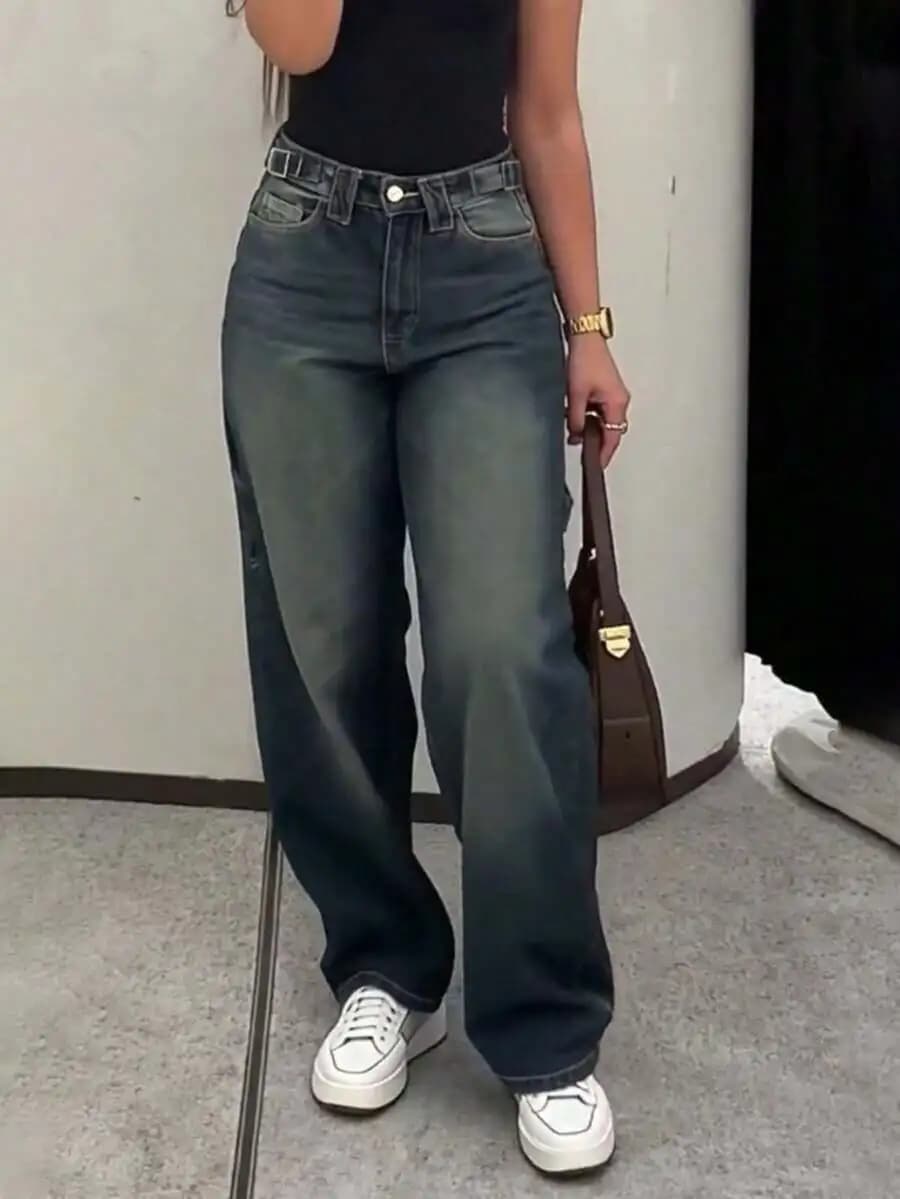 Jeans da Donna a Vita Media, Gamba Dritta, Stile Boyfriend, Lavaggio Medio, con Cintura Regolabile