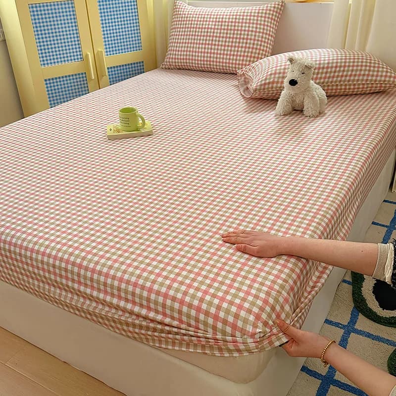 1PC Plaid Style Fitted Sheet Skin-friendly Bed Cover Elastic Bedsheet for Girls Boys Room Couvre Lit Home Bed Linen