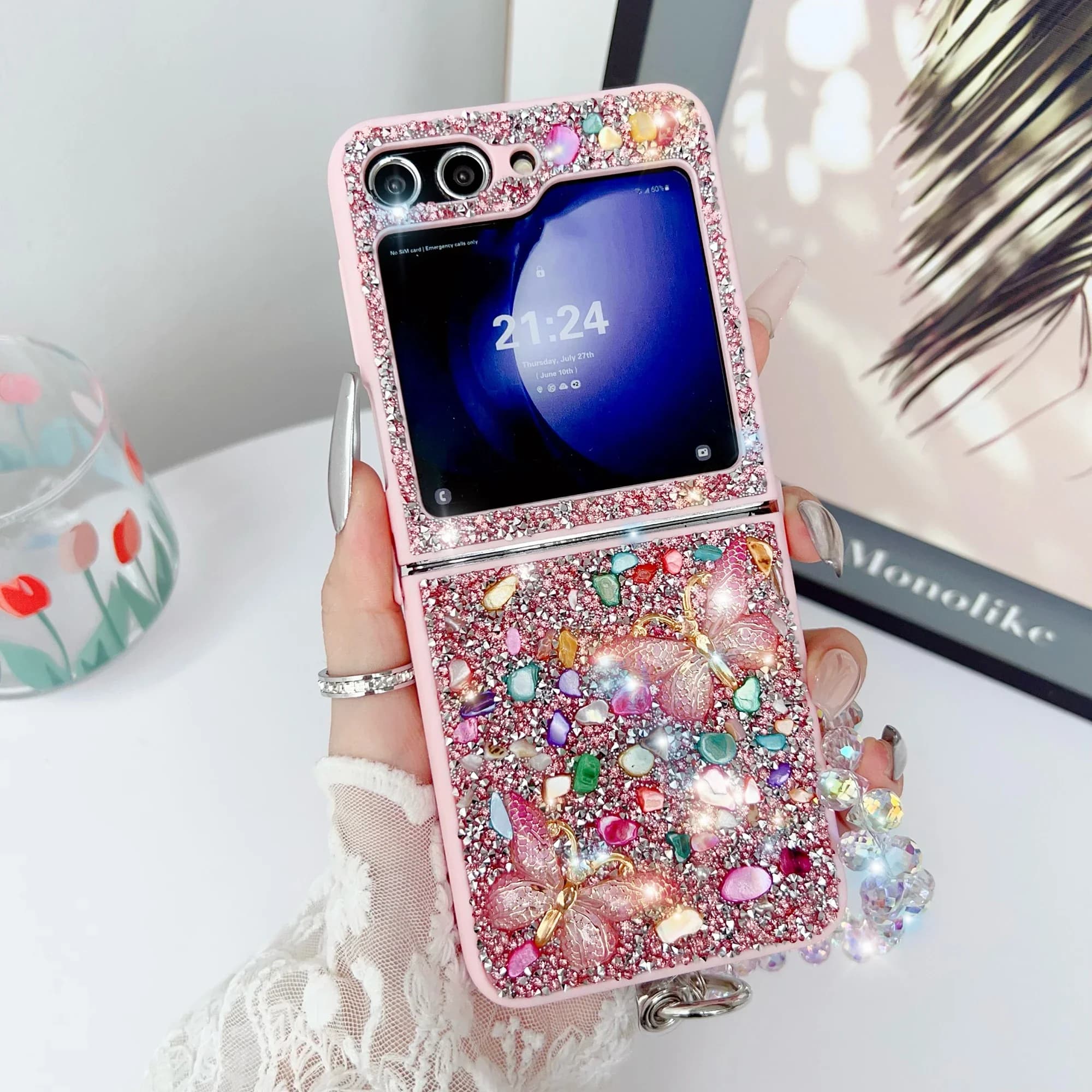 Custodia per telefono glitter di lusso per Samsung Galaxy Z Flip 7 6 5 4 3 Flip7 Flip6 Flip5 5G Cover per cinturino da polso in pietra di cristallo bling carino