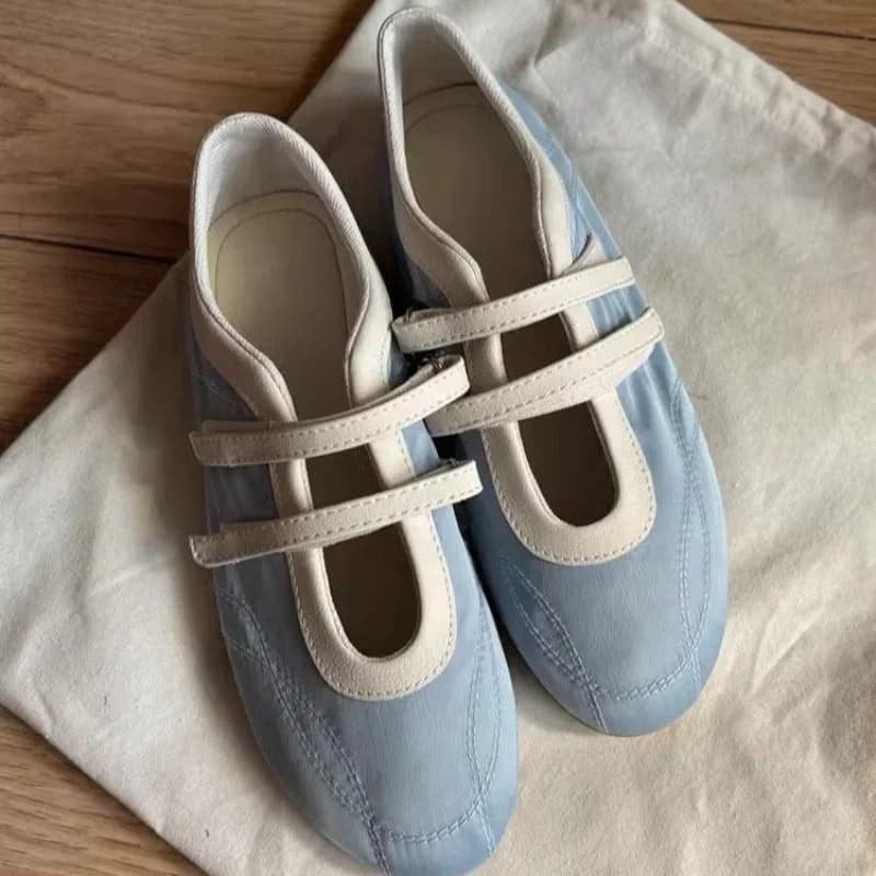 2025 Versione coreana Scarpe basse Testa tonda Mocassini con bocca superficiale Temperamento Scarpe pigre Scarpe da balletto