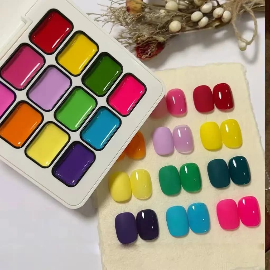 Smalto gel solido fluorescente Sweetheart a 12 scomparti, smalto UV sfumato infuso di dopamina, perfetto per principianti nel nail art