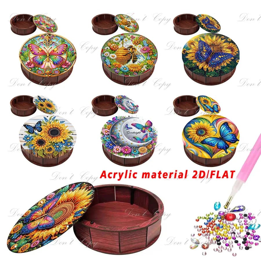 Un set di scatole portaoggetti rotonde con vivaci dipinti floreali e di diamanti a farfalla rende il perfetto regalo a sorpresa per le vacanze.