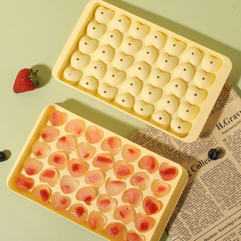 Stampo per cubetti di ghiaccio in silicone a 35 fori Vassoio per ghiaccio a forma di cuore Stampo per ghiaccio congelato Contenitore per ghiaccio con coperchio Accessori per utensili da cucina