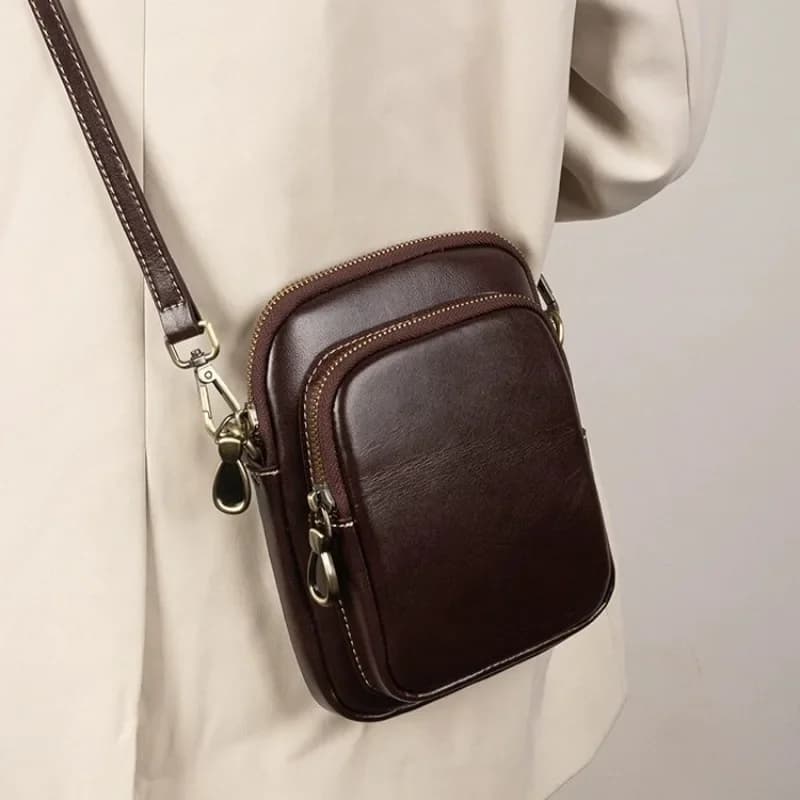 Borsa in Vera Pelle per Donna, Tendenza 2024, Piccola Borsa Semplice in Pelle di Vacchetta Conciata al Vegetale, Borsa per Cellulare, Tracolla