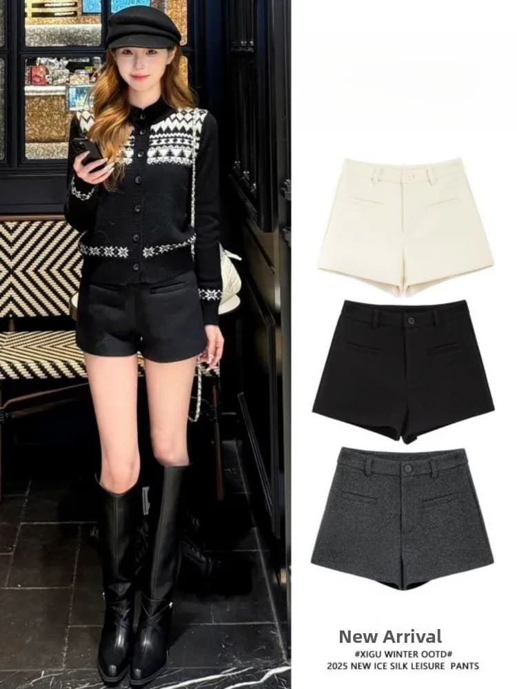 Pantaloncini in Lana a Vita Alta da Donna, Nuovo Stile Primavera 2026, Modello Snellente, Hot Pants per Statura Piccola, Pantaloni Bootcut