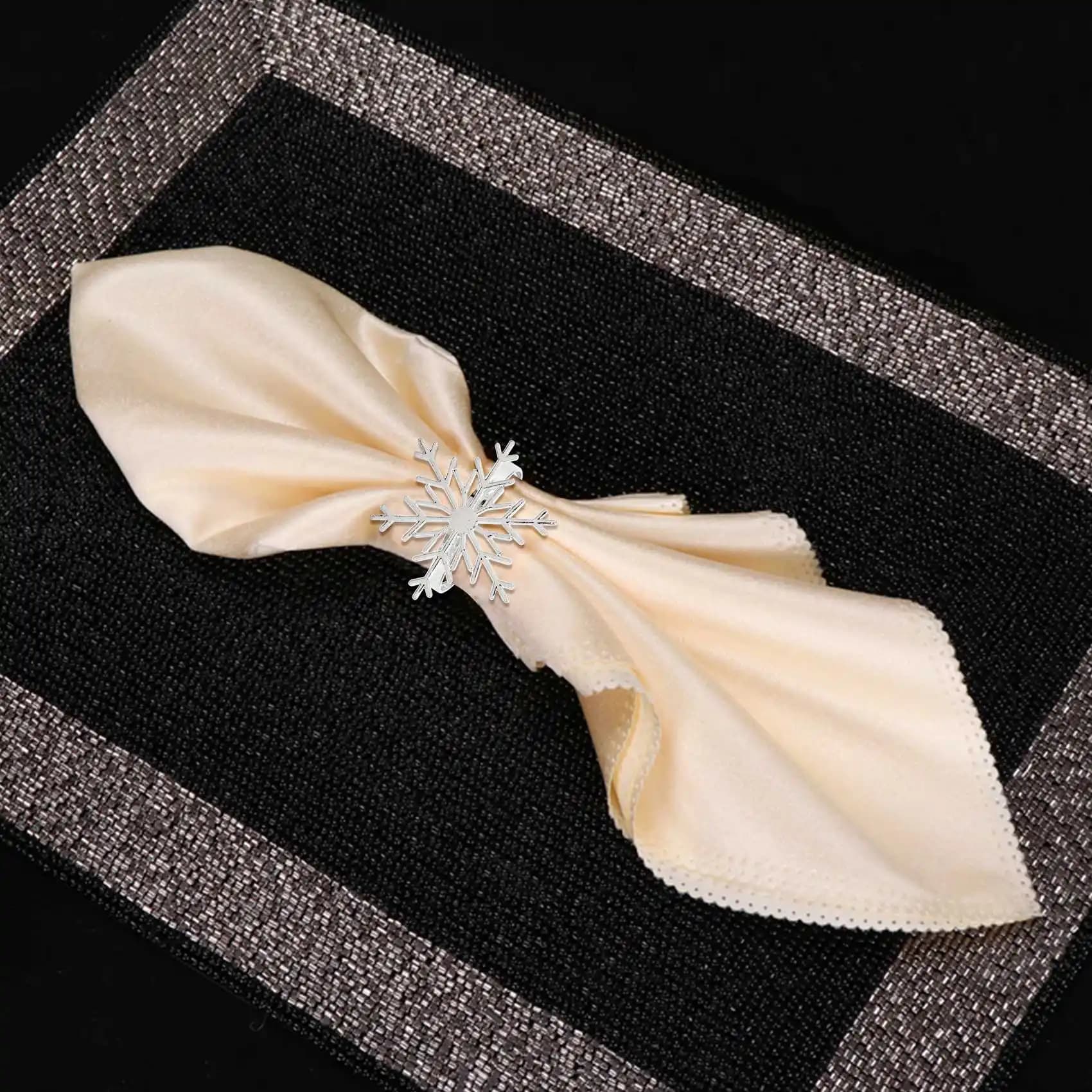 ABFW 6 Pieces Snowflake Napkin Rings Christmas Snowflake Napkin Holder Rings for Christmas Holiday Table Decoration (Silver)