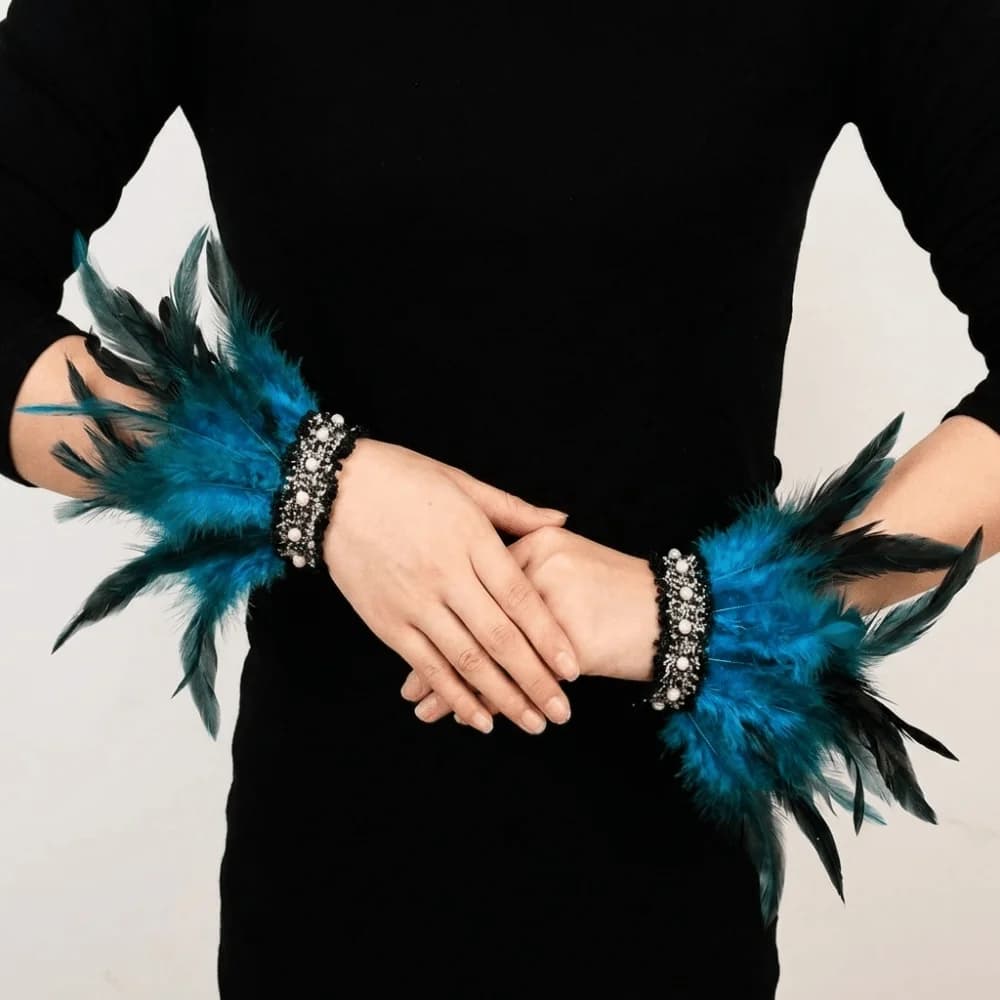 Elegant Lace Feather Wrist Cuffs Pearl Lightweight Halloween Arm Cuff Fluffy Gloves Wristband Carnival