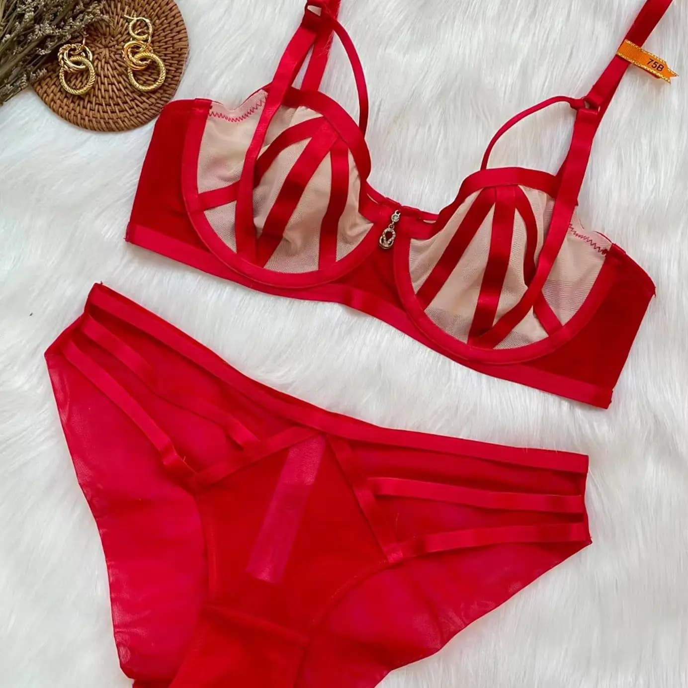 Women Strappy Mesh Lingerie Set Underwire Bra Panty Set Metal Pendant Sheer Intimate Underwear For Women Daily Nightwear