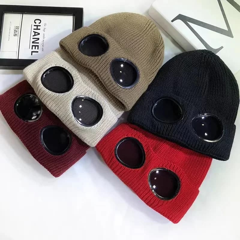 1pc Cappello invernale unisex lavorato a maglia con occhiali, berretto da sci caldo antivento con protezione per le orecchie per uomo e donna